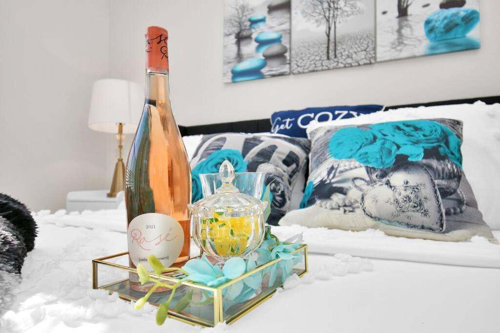 Chic Retreat-Walk To Nrg-Pool Apartment Houston Ngoại thất bức ảnh